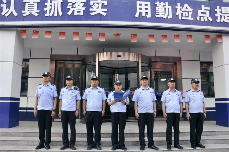 大同市公安局云冈分局开展夏夜治安巡查宣防行动