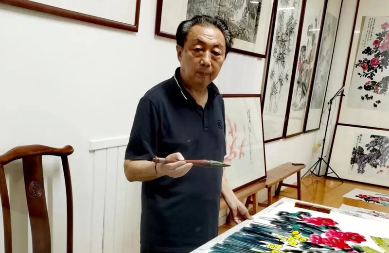 笔墨丹心绘风华  守正创新立画坛！记著名花鸟画大家秦云飞